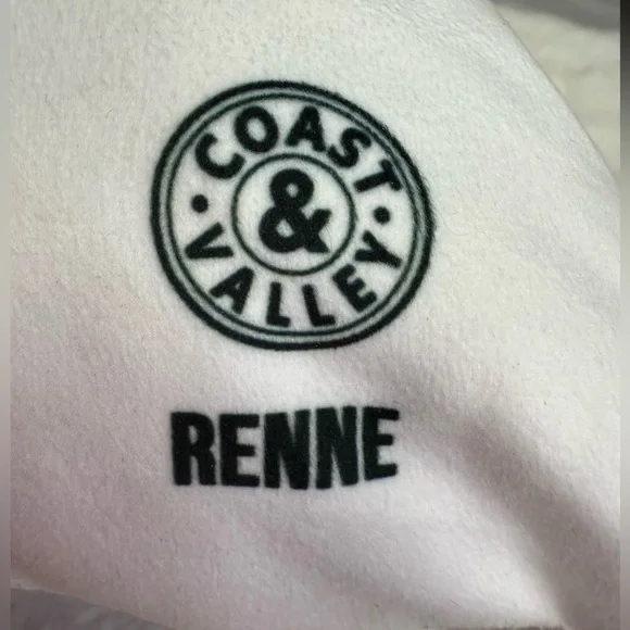 World Traveler Collection NWT Stunning Cream & Browns Velour 16” x 16” Pillow - Picture 8 of 8